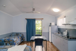 Гостиница Southside Holiday Village  Рокхемптон